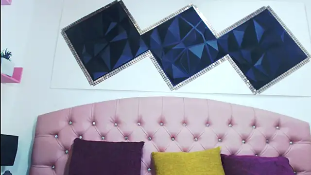 andrea safeira doll online show from 11.18.25