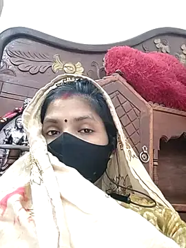 Snapshot of RADHA95 chatting on 03.20.25 RADHA95 online show from 03.20.25