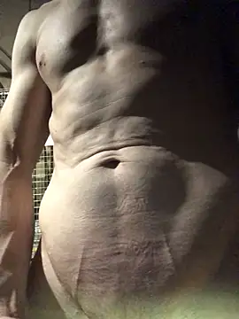 Snapshot of Josele1981 chatting on 04.22.26 Josele1981 online show from 04.22.26