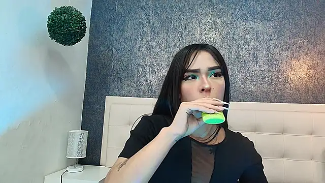 Snapshot of Cloeandtyfanny chatting on 02.27.26 Cloeandtyfanny online show from 02.27.26