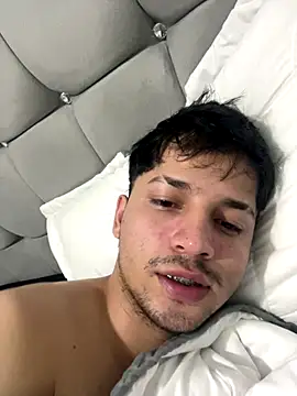 Issac james  online show from 10.01.25