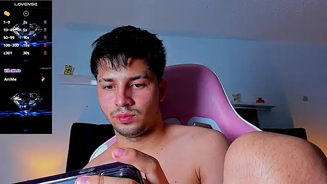 Issac james  online show from 10.19.25