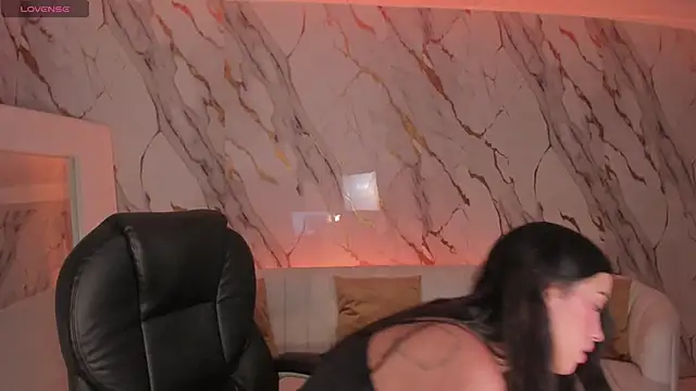 Snapshot of PaulinaSantos_ chatting on 10.10.25 PaulinaSantos online show from 10.10.25