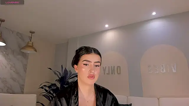 PaulinaSantos  online show from 05.23.26