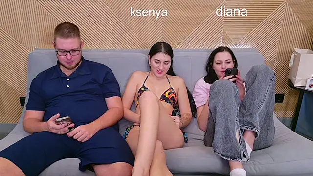 Ksenny online show from 11.24.25