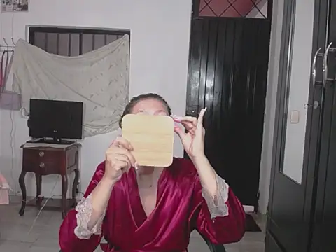 Linda naomy online show from 02.24.26