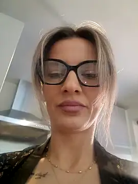 SweetMonicaUK online show from 01.29.25