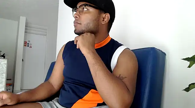 Snapshot of dave_banks chatting on 01.30.25 dave banks online show from 01.30.25
