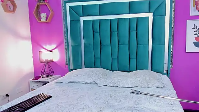 LORENSCOLLINS online show from 02.26.26