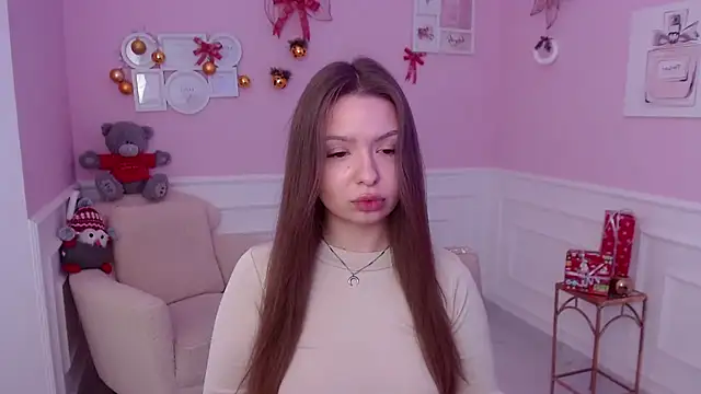 LucySkilar online show from 12.31.24