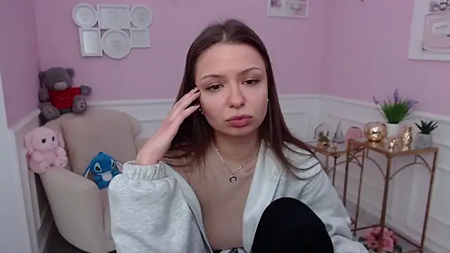 Snapshot of LucySkilar chatting on 01.16.26 LucySkilar online show from 01.16.26