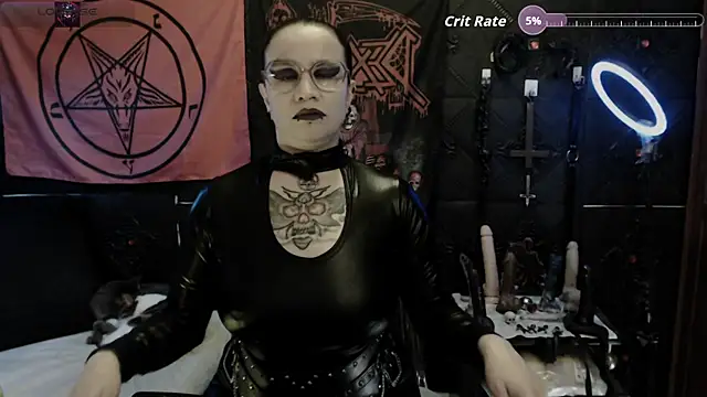 Evil Queen 666 online show from 09.14.25