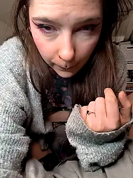 Snapshot of mamiedonuts chatting on 01.30.25 mamiedonuts online show from 01.30.25