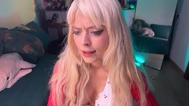 Snapshot of Eerectioneering chatting on 09.14.25 Eerectioneering online show from 09.14.25