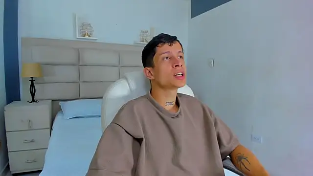 AgarEvans online show from 11.25.25