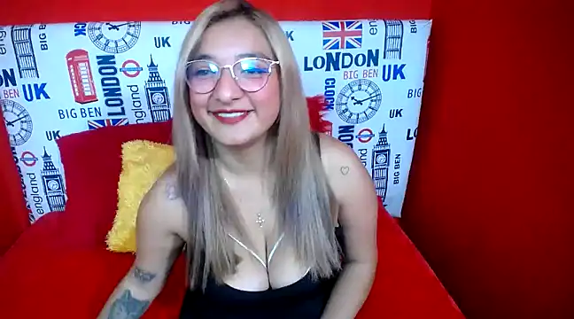  sweetcarla online show from 01.17.25