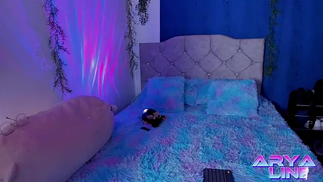 arysUwU online show from 03.15.25