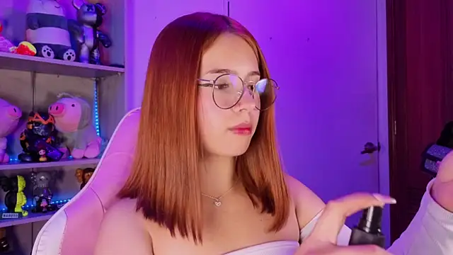 Snapshot of EmilyMiller_ chatting on 01.17.26 EmilyMiller online show from 01.17.26