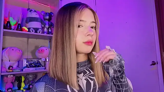 EmilyMiller  online show from 03.14.26