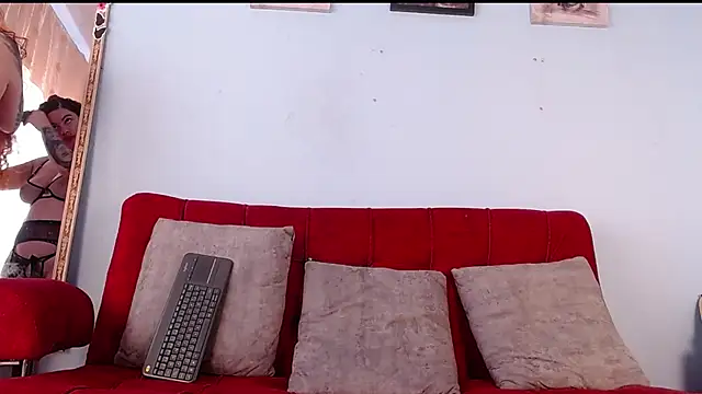 Tamararios online show from 10.17.25