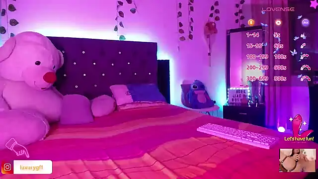 Pocahontaslovex online show from 09.27.25