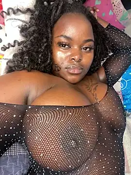 Honeycoco0211 online show from 02.16.25