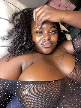 Honeycoco0211 online show from 02.22.25