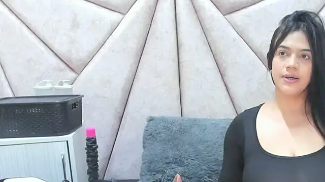 Deisy Torres online show from 12.17.24