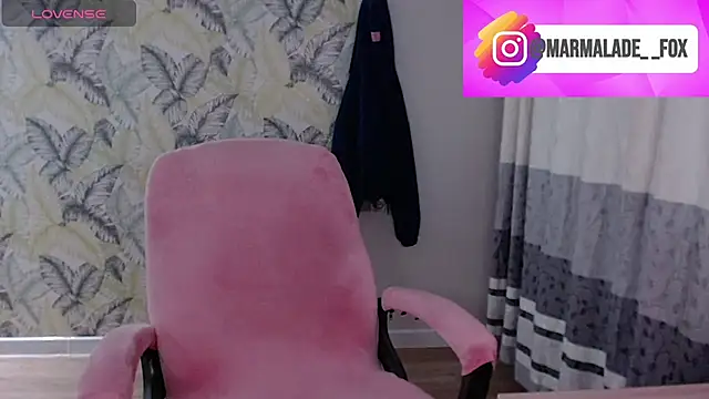 Snapshot of Marmalade_Fox chatting on 05.11.26 Marmalade Fox online show from 05.11.26