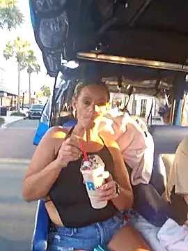 Dixiefaye Pika online show from 11.20.25