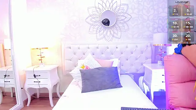 Valerith Vega  online show from 03.26.26