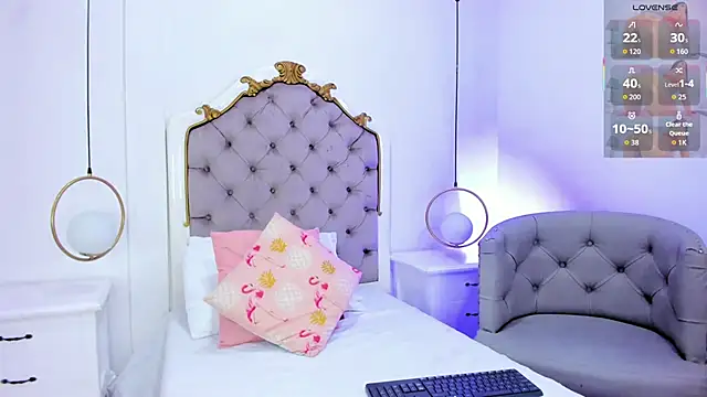 Valerith Vega  online show from 04.15.26