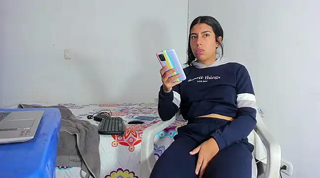 skinnyanai2 online show from 02.19.25