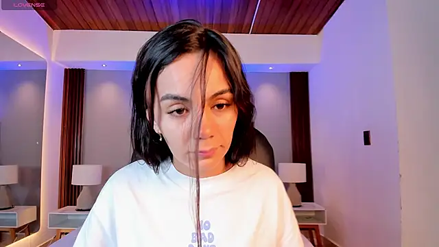 Snapshot of martina_mancini chatting on 05.11.26 martina mancini online show from 05.11.26