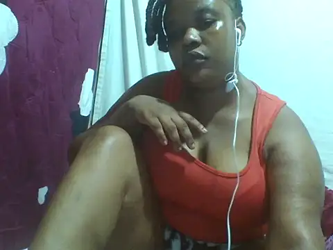 Snapshot of big-clts chatting on 09.29.25 big-clts online show from 09.29.25