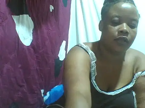 Snapshot of big-clts chatting on 10.03.25 big-clts online show from 10.03.25