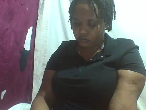 Snapshot of big-clts chatting on 12.17.25 big-clts online show from 12.17.25