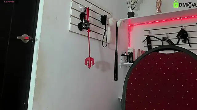 Alejandra Dunn online show from 01.13.25