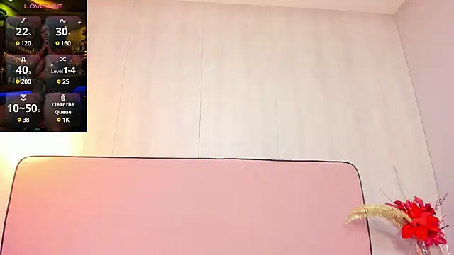 ShairaCoxx online show from 02.26.25