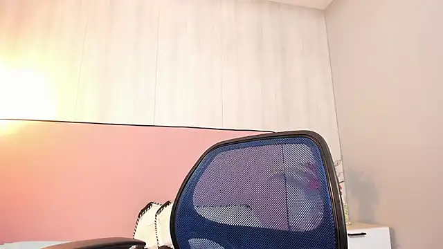 ShairaCoxx online show from 03.14.25