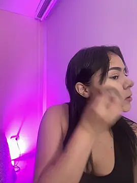 Oriana Guzman online show from 04.13.26