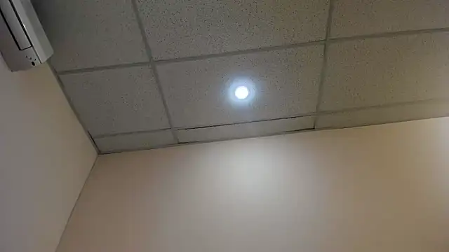 Snapshot of Wife4Cuck chatting on 03.22.25 Wife4Cuck online show from 03.22.25