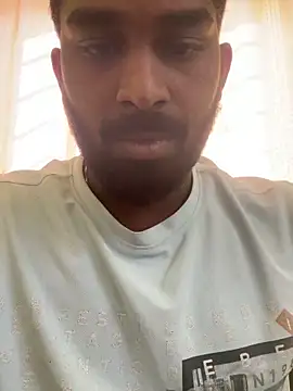 Handsomehunk 4U online show from 12.20.24