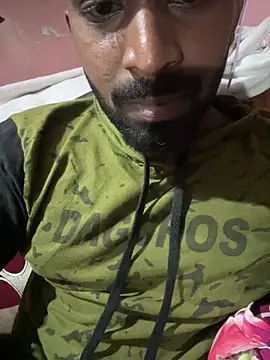 Handsomehunk 4U online show from 03.12.25