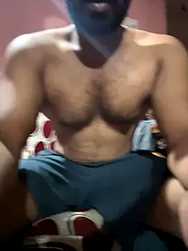 Handsomehunk 4U online show from 11.30.25