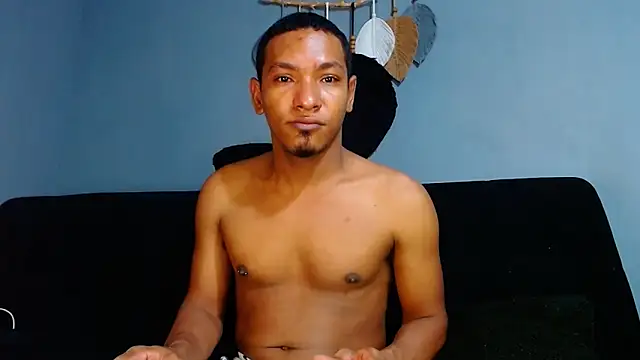 Grandeygruesa1 online show from 12.31.24