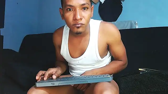 Grandeygruesa1 online show from 11.01.25