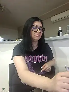 Milf Abigail online show from 01.19.26