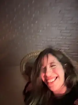 Snapshot of ORLA86 chatting on 09.26.25 ORLA86 online show from 09.26.25