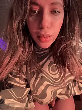 Snapshot of ORLA86 chatting on 11.14.25 ORLA86 online show from 11.14.25